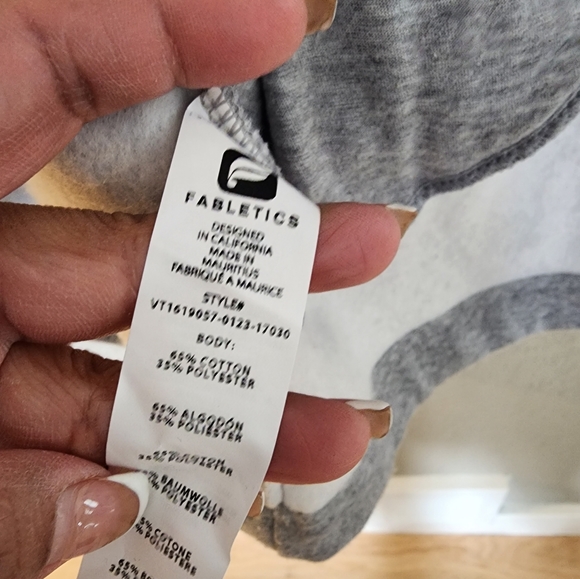 Fabletics waterfall fleece Sweater Vest size Small - Picture 6 of 8